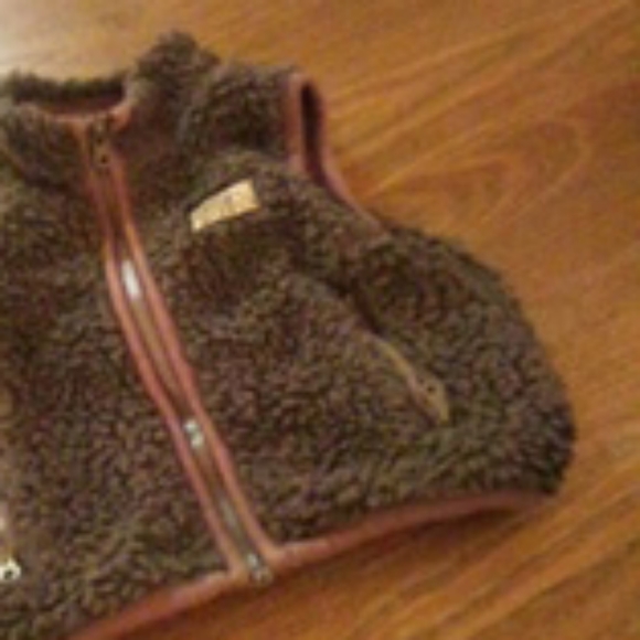 Vest - Picture 2 of 2